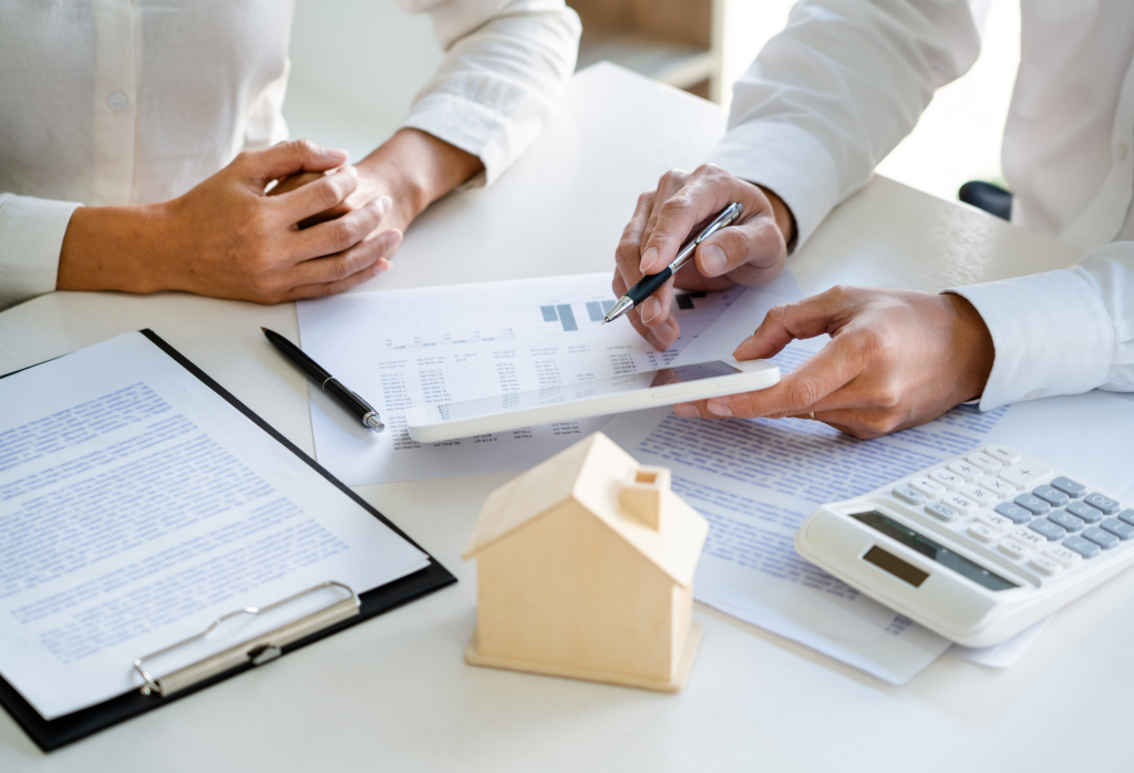 Real Estate Division Pitfalls for High-Net-Worth Couples